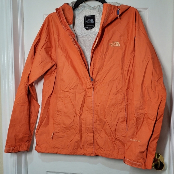 The North Face Womens Orange HyVent Rain Jacket Size Large - Picture 1 of 9